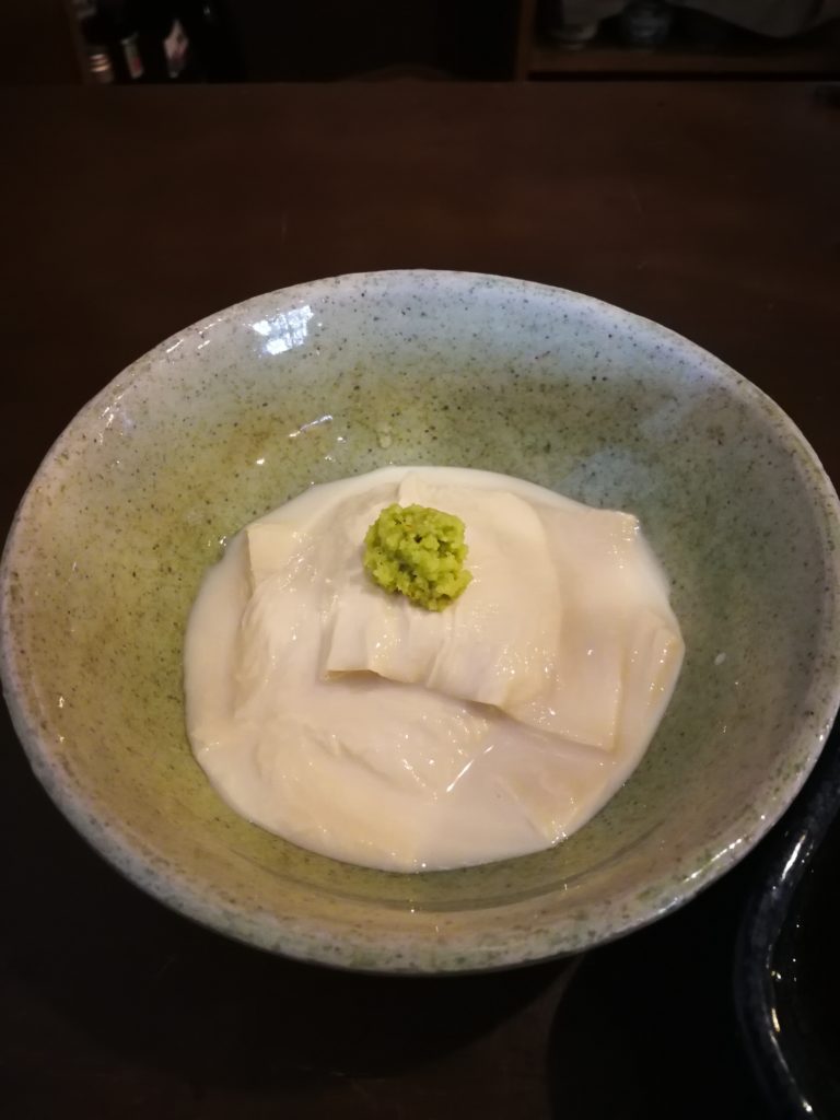『ゆば豆腐』を注文